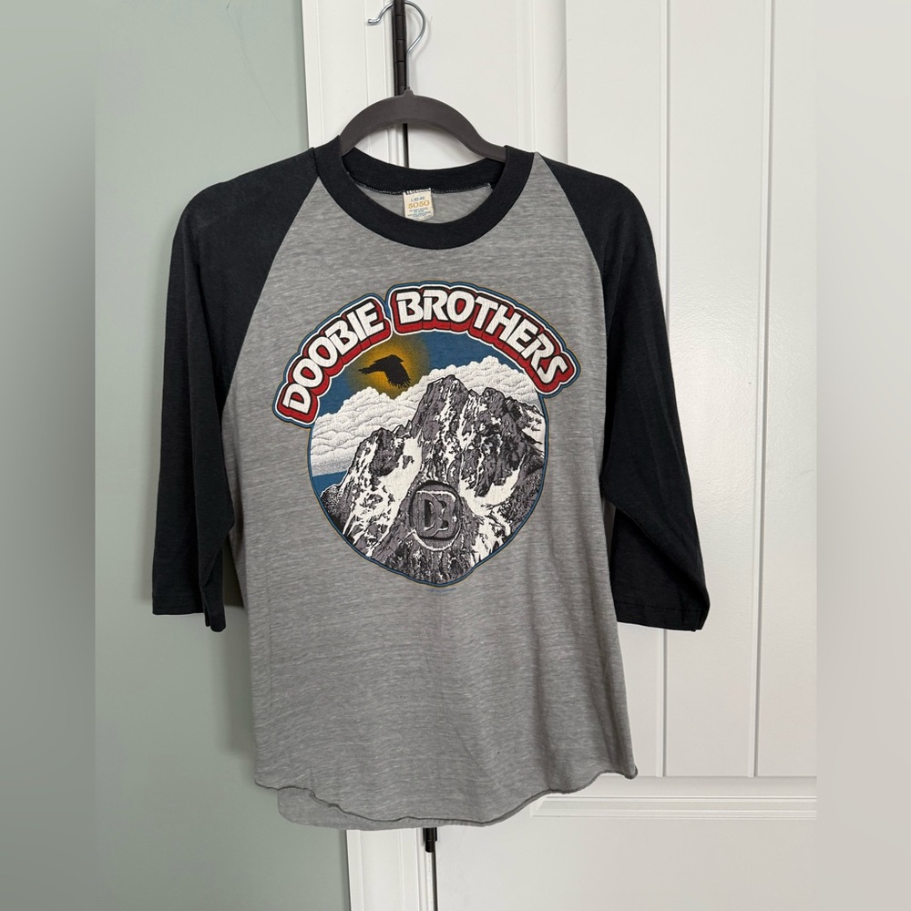 Vintage 1981 Doobie Brothers Tour Raglan T
